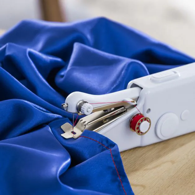 Funcionalidades de la mini máquina de coser
